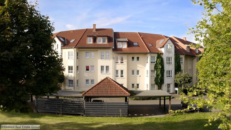 realestate main image