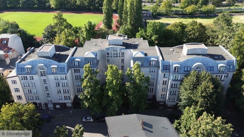 realestate main image